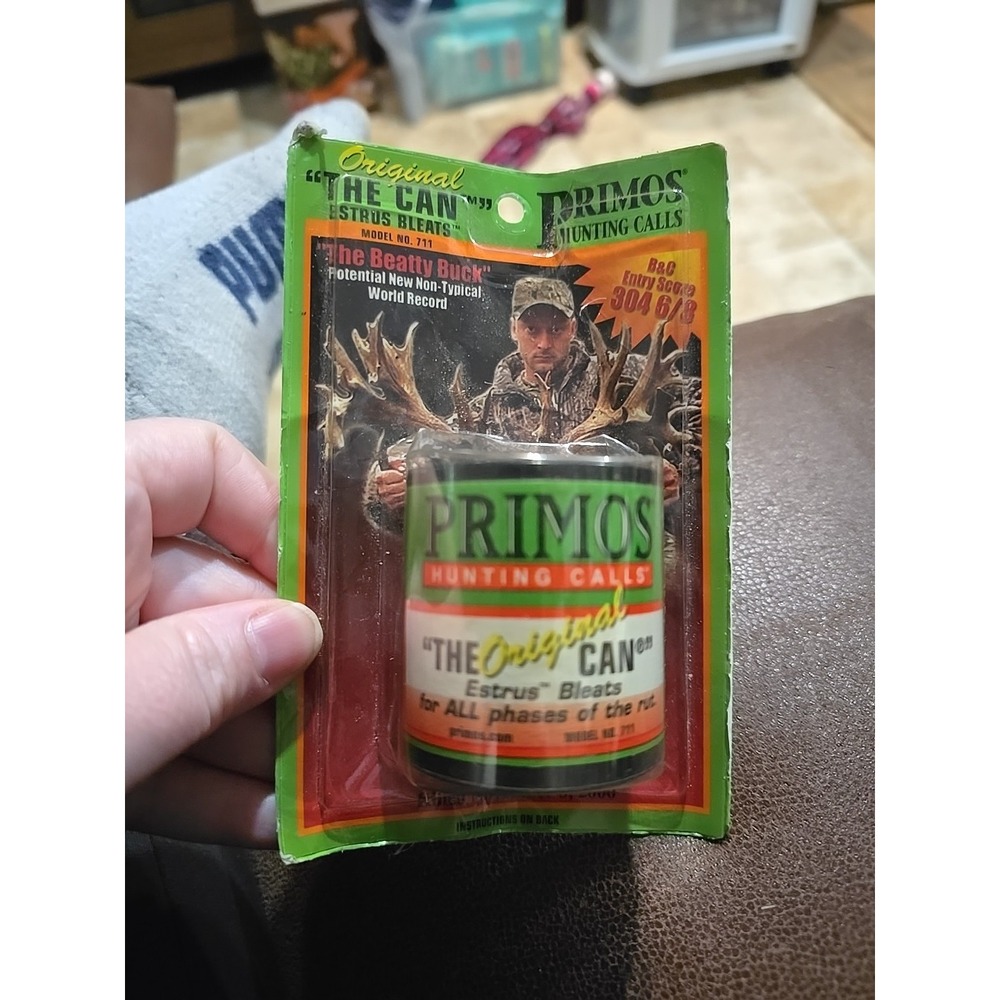 Primos Hunting Calls Original "The Can" Estrus Bleats No.711 NIPS Package Bent
